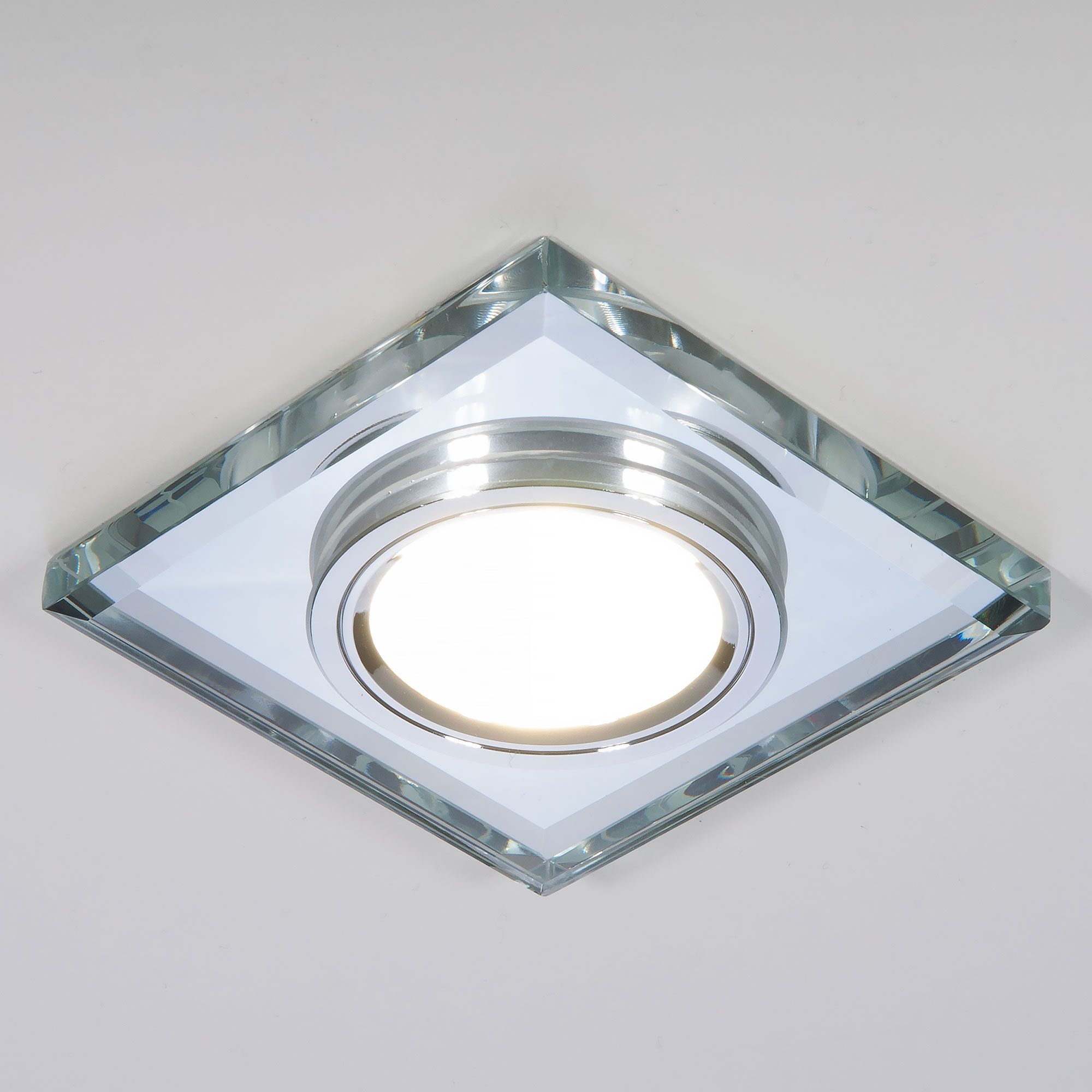 Встраиваемый точечный светильник со светодиодной подсветкой 2229 MR16 SL зеркальный/серебро