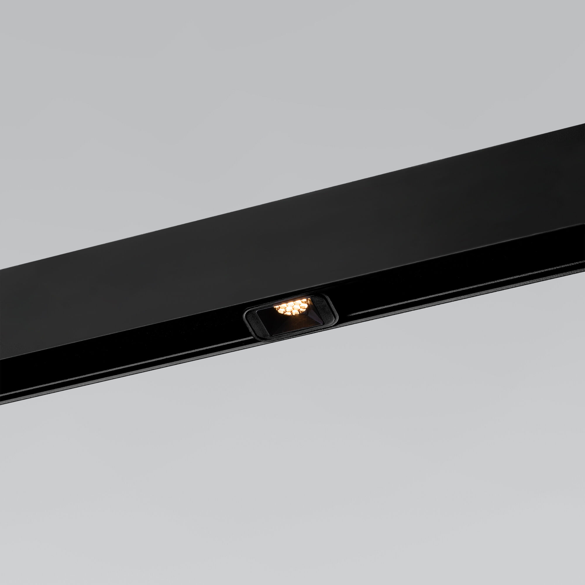 Slim Magnetic Трековый светильник 3W 4200K Tiny черный 85041/01