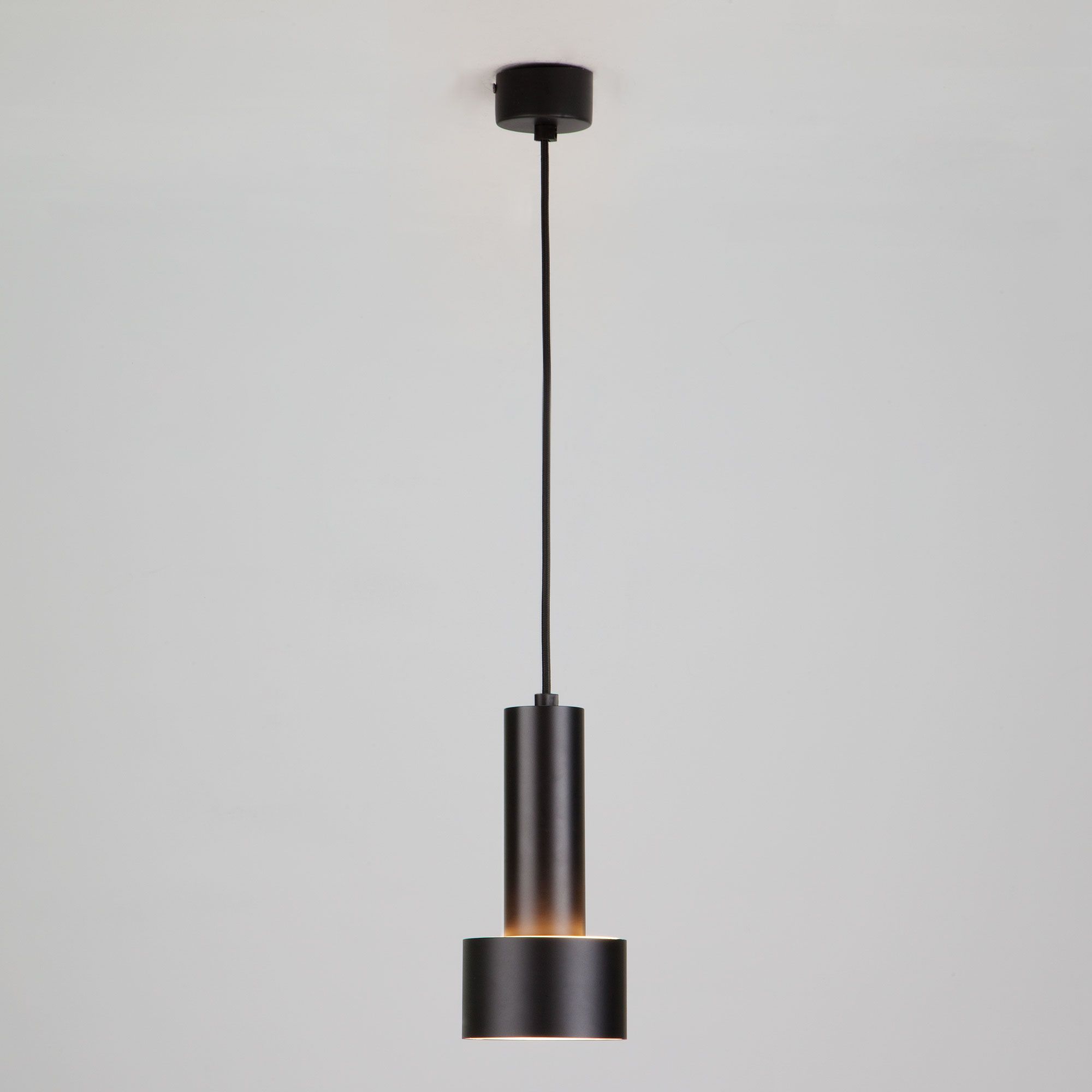 Подвесной светодиодный светильник 50134/1 LED черный/золото
