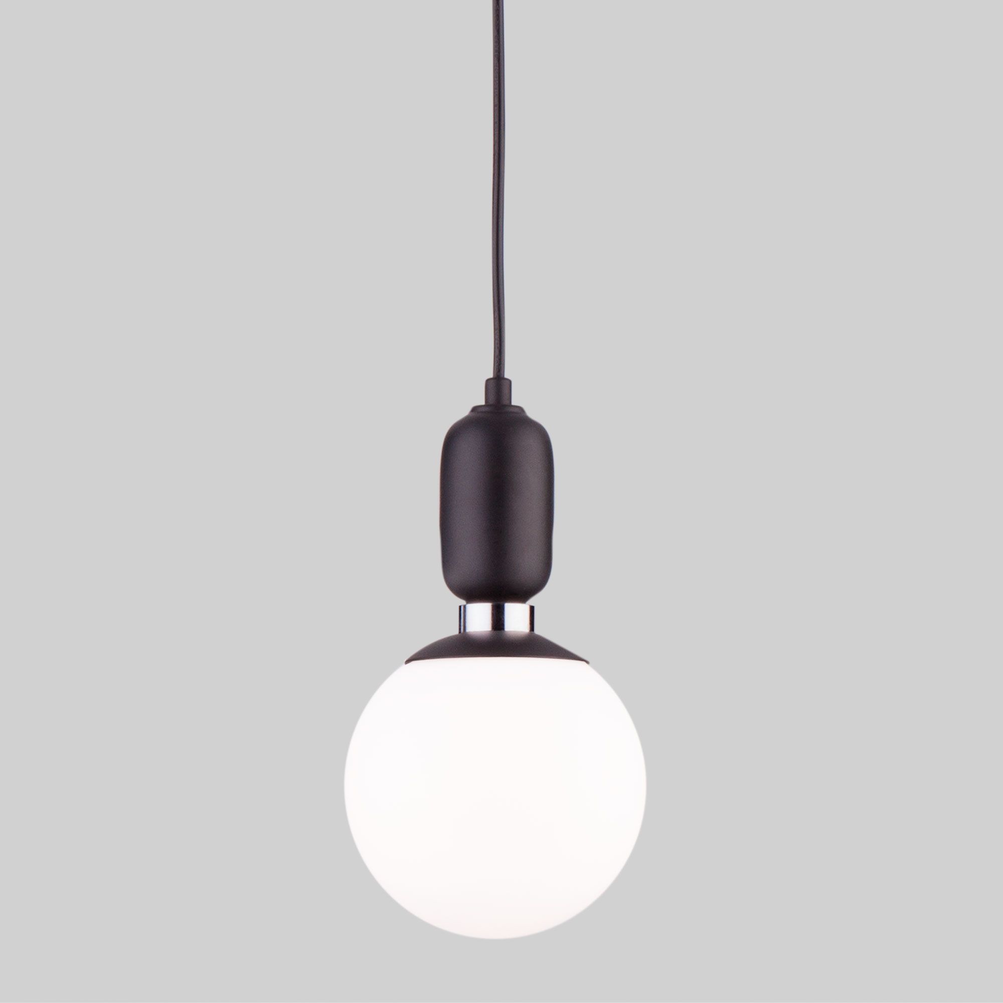 Подвесной светильник со стеклянным плафоном 50151/1 черный