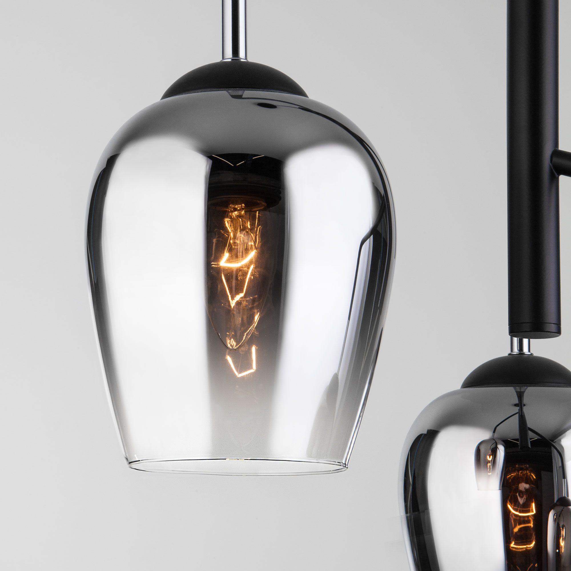 Подвесной светильник со стеклянными плафонами 50086/3 хром