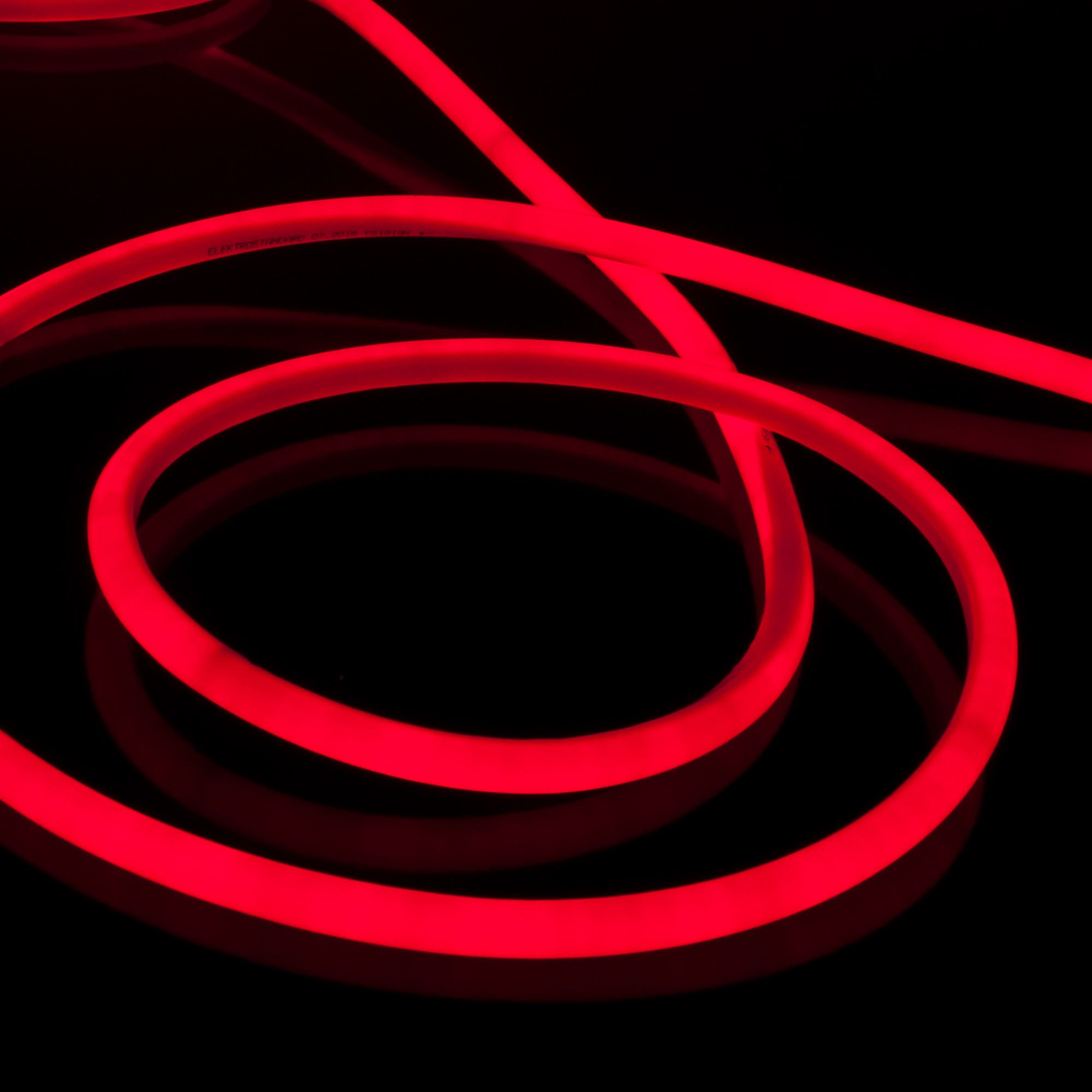 Комплект круглого гибкого неона красный 10 м 9,6&nbsp;Вт/м 120 LED 2835 IP67 16 мм LS002 220V