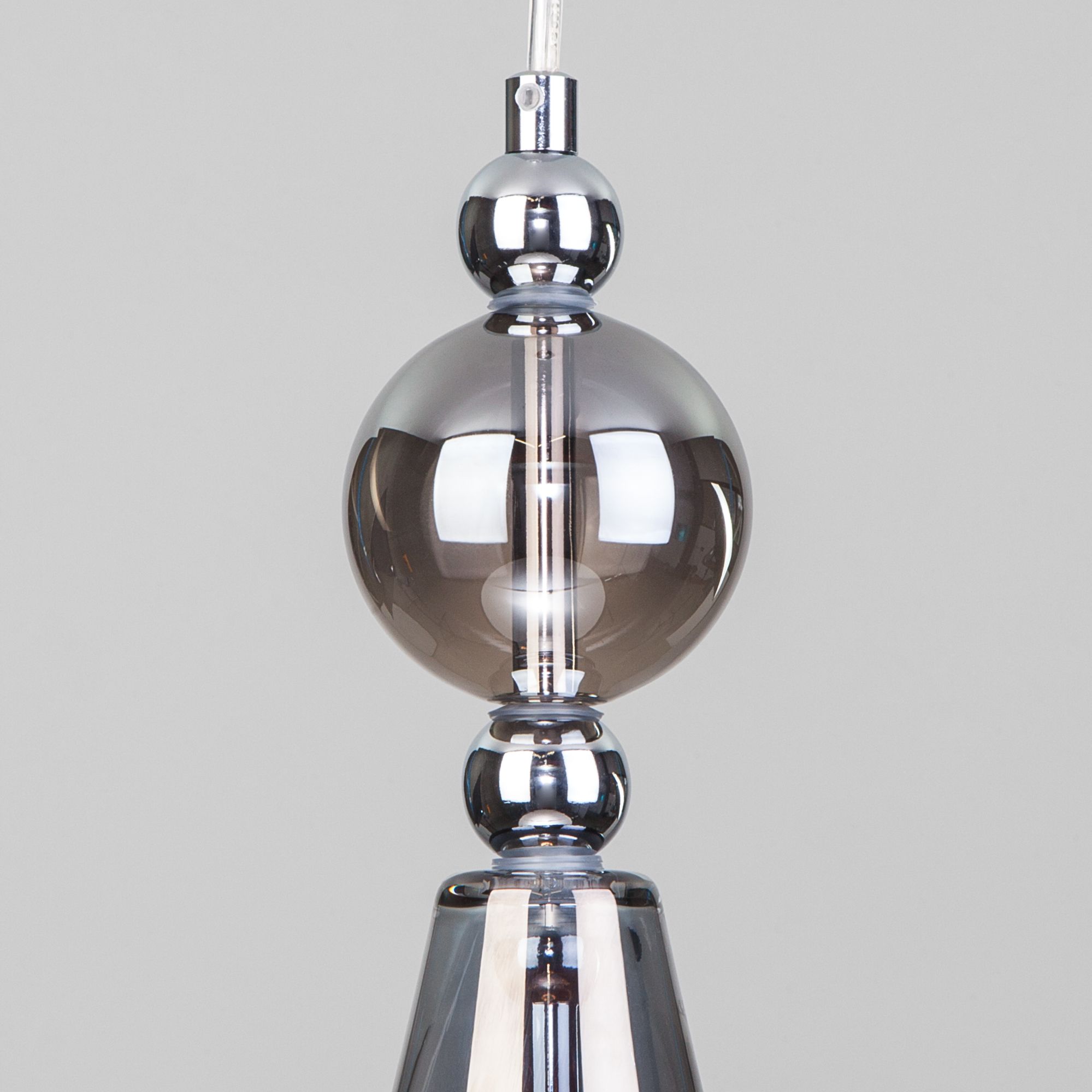 Подвесной светильник со стеклянным плафоном 50202/1 дымчатый
