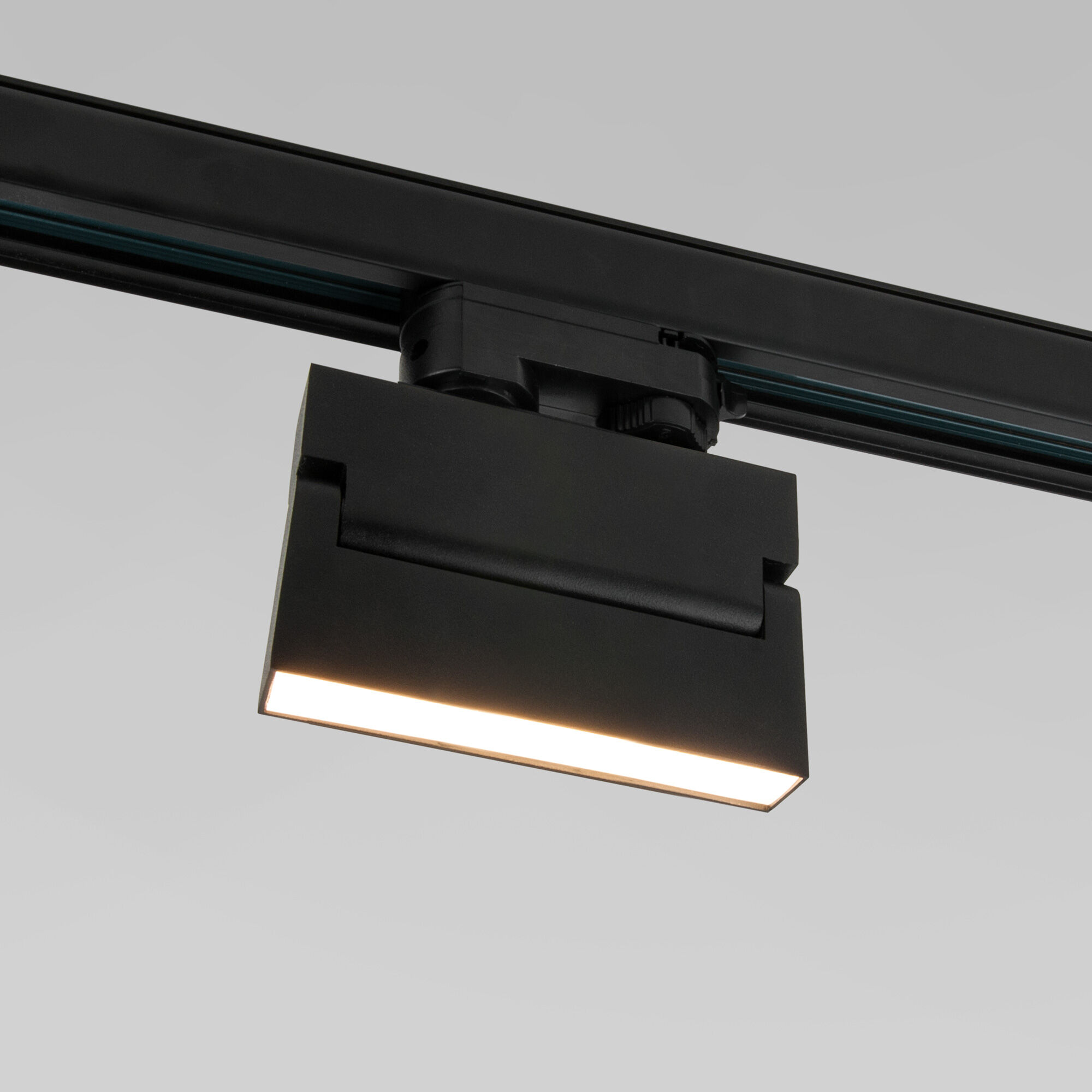 Трековый светильник для трехфазного шинопровода Arda черный 10&nbsp;Вт 4200 K 85019/01