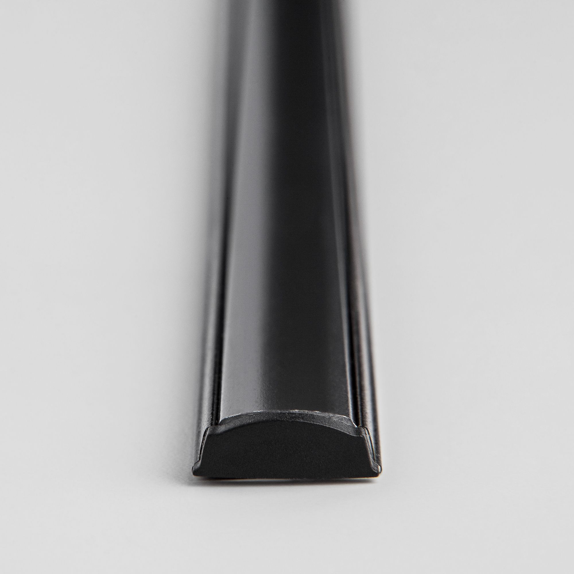 Гибкий алюминиевый профиль черный/черный для светодиодной ленты LL-2-ALP012