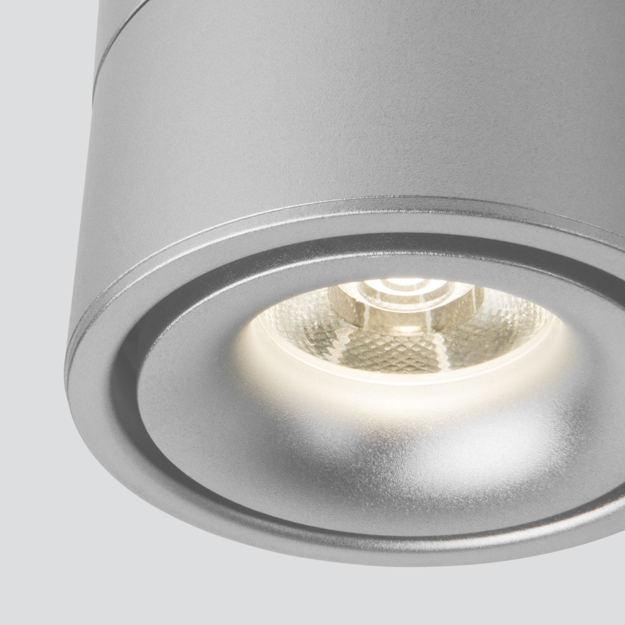 Накладной светодиодный светильник DLR031 15W 4200K 3100 серебро матовый