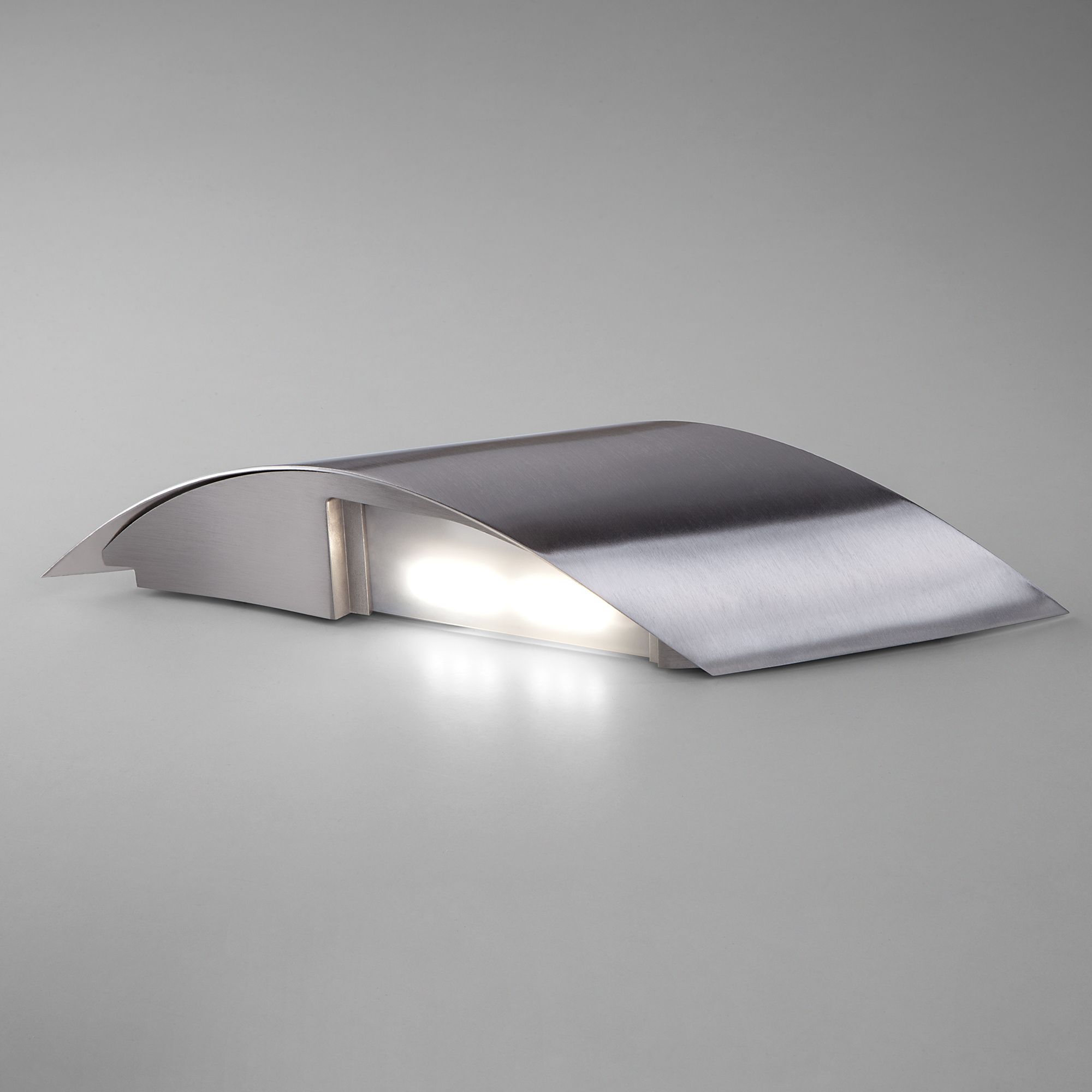 Настенный светодиодный светильник 40130/1 LED сатин-никель
