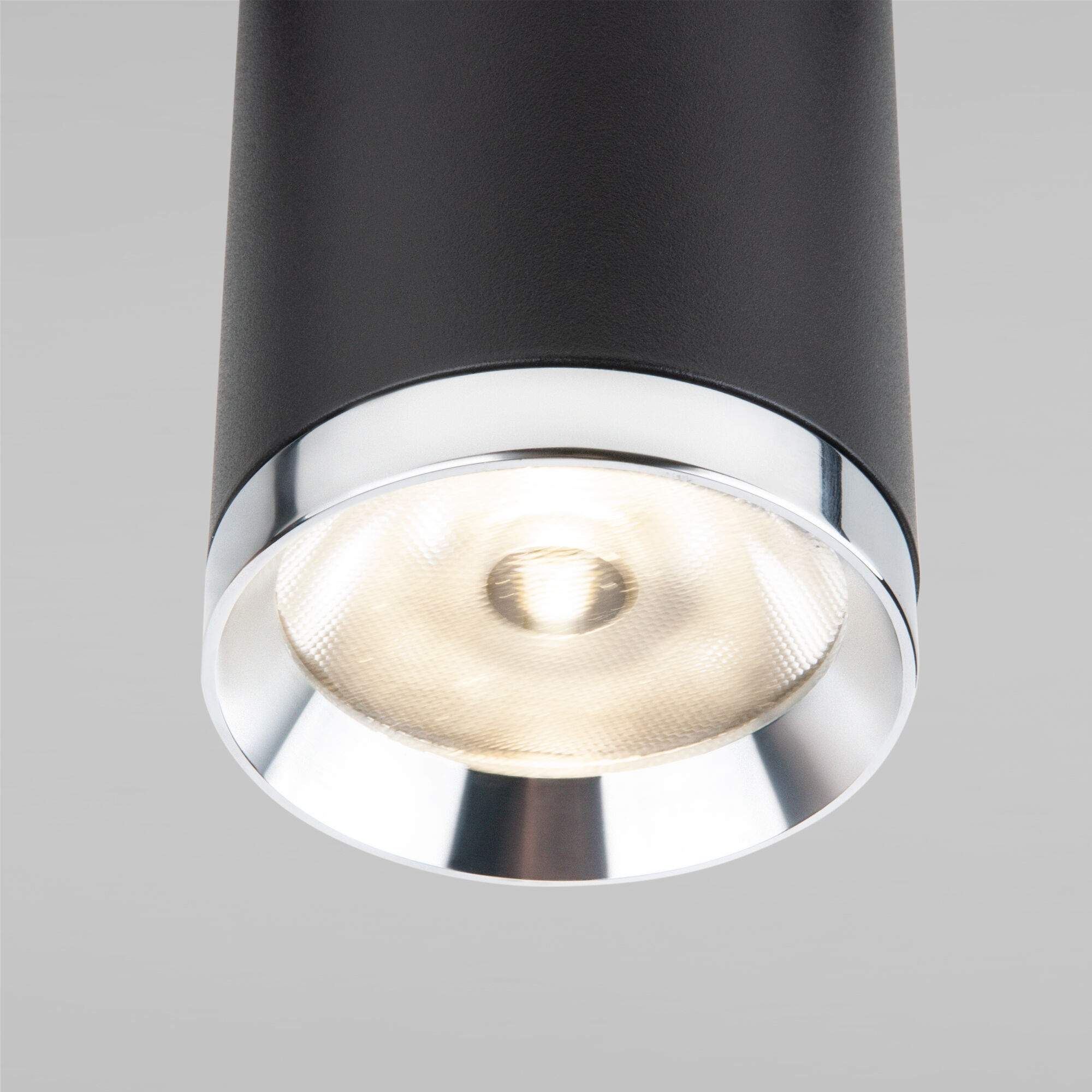 Slim Magnetic R06 Трековый светильник 10W 4200K Ringe черный/серебро 85506/01