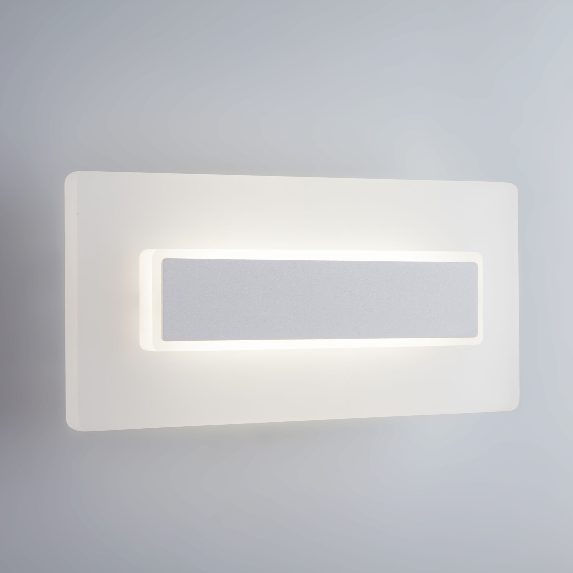 Светильник настенный светодиодный 40132/1 LED белый