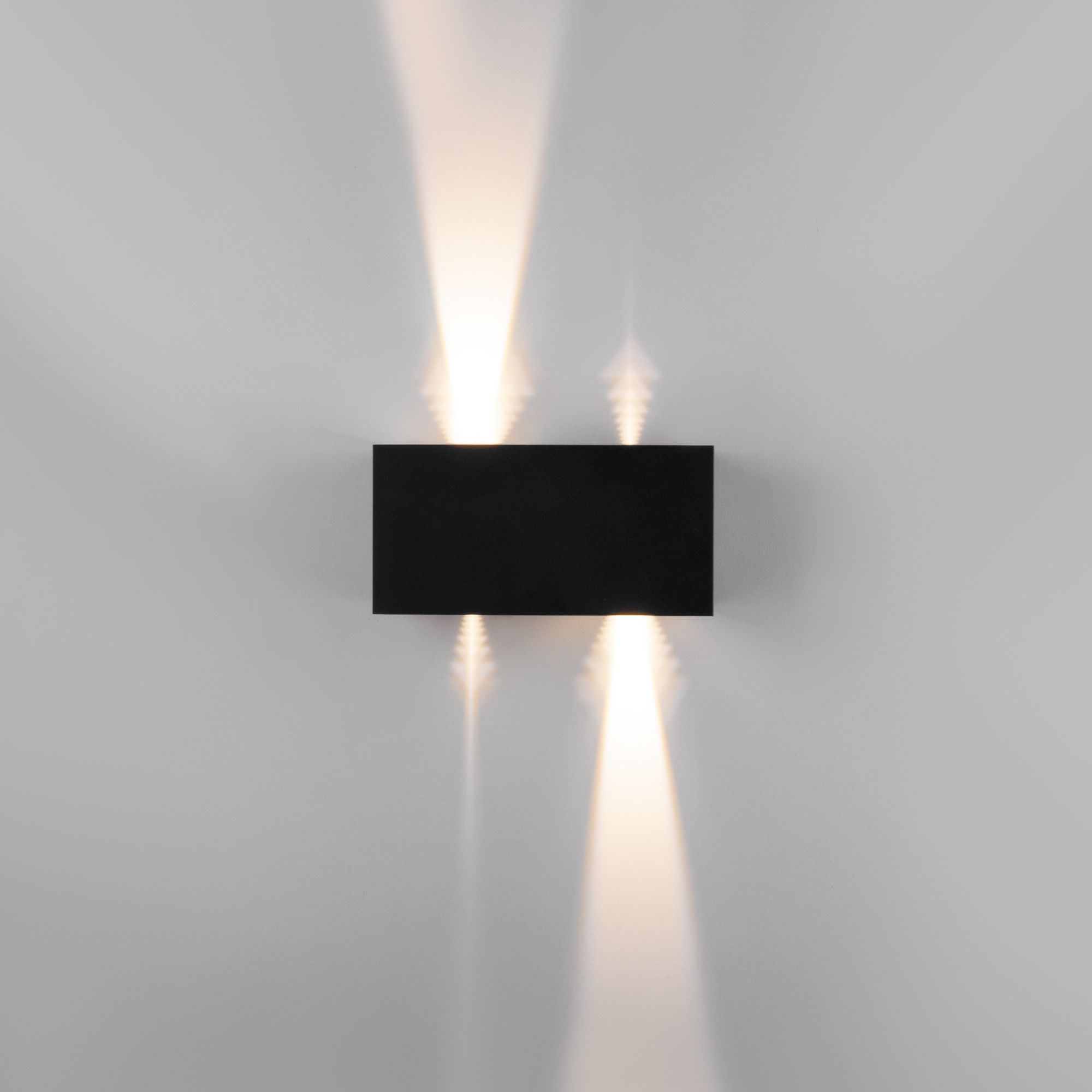 Уличный настенный светодиодный светильник WINNER DOUBLE LED IP54 35137/W черный